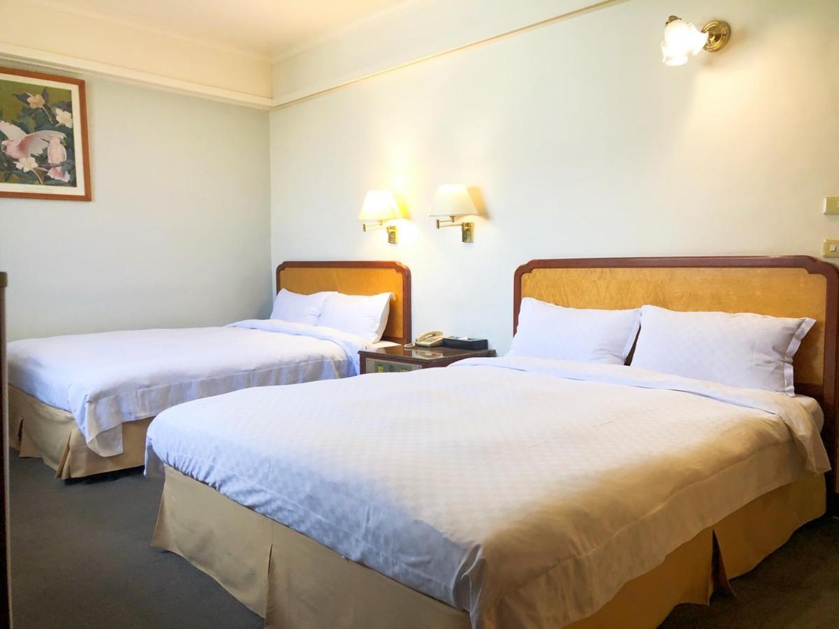 Moonlight Hotel Hsinchu City Exterior photo